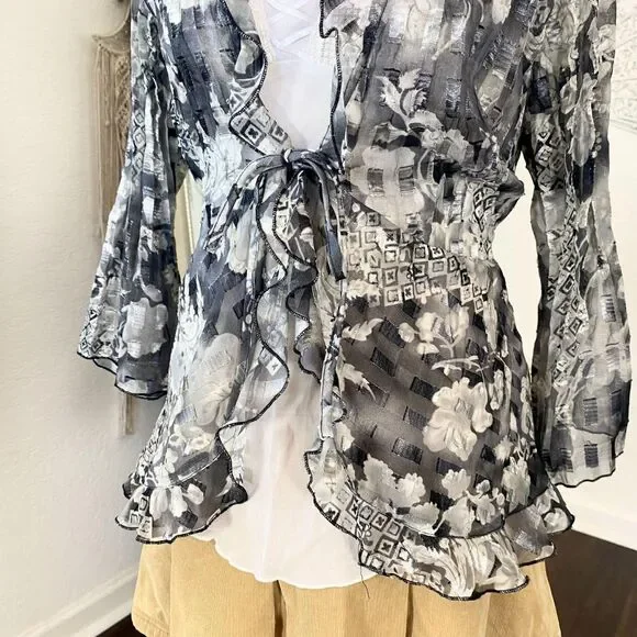 Studio 1940 Silver Grey Sheer Mesh Early 2000's Ruffle Front Tie Cardigan 14 16 - Picture 4 of 7